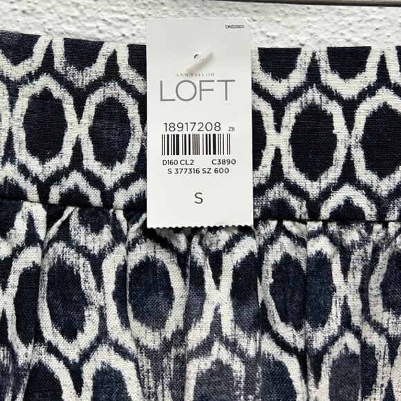 Ann Taylor Loft‎ Ikat Pattern A-Line Skirt Black White size small - Picture 3 of 5
